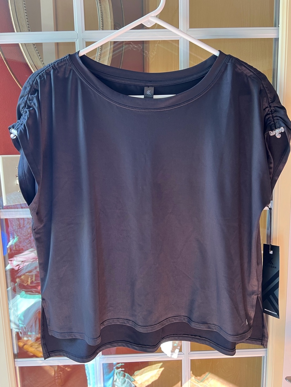 Kyodan Black Short-Sleeve Round Neck Top